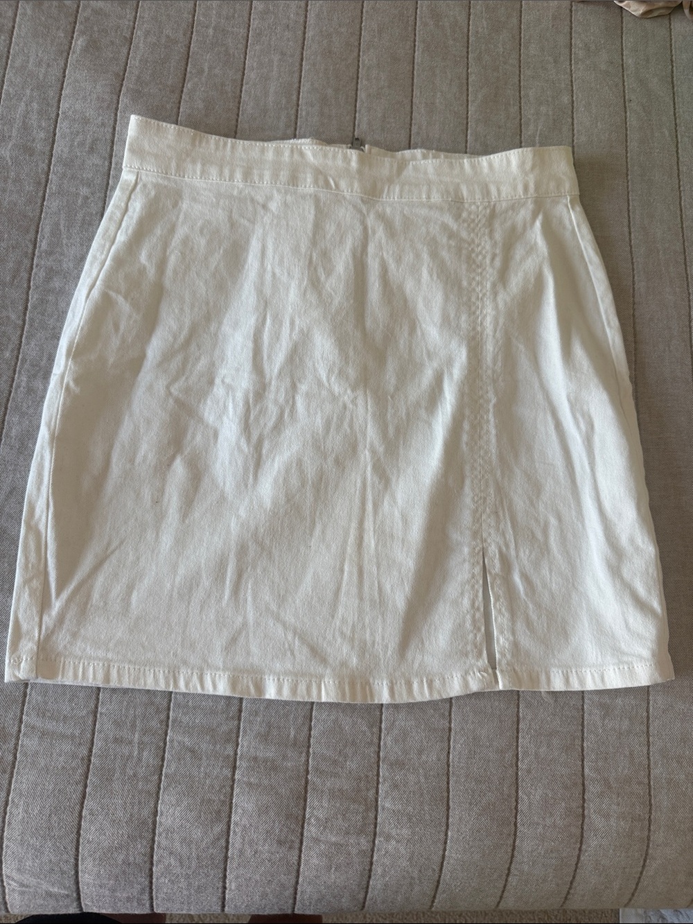 Classic White Women's Cotton Blend Skirt